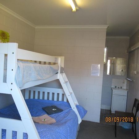 Rankins Springs Motel Экстерьер фото